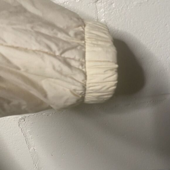 BCBG MAXAZRIA Beige Pleated Jacket Womens Size Medium Full Zip Pockets - Picture 8 of 13